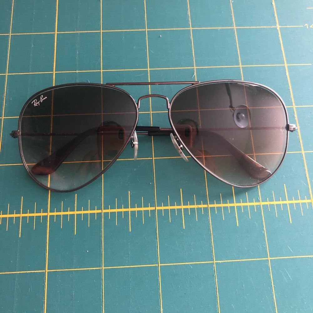 Rayban Aviator Sunglasses - Picture 2 of 3